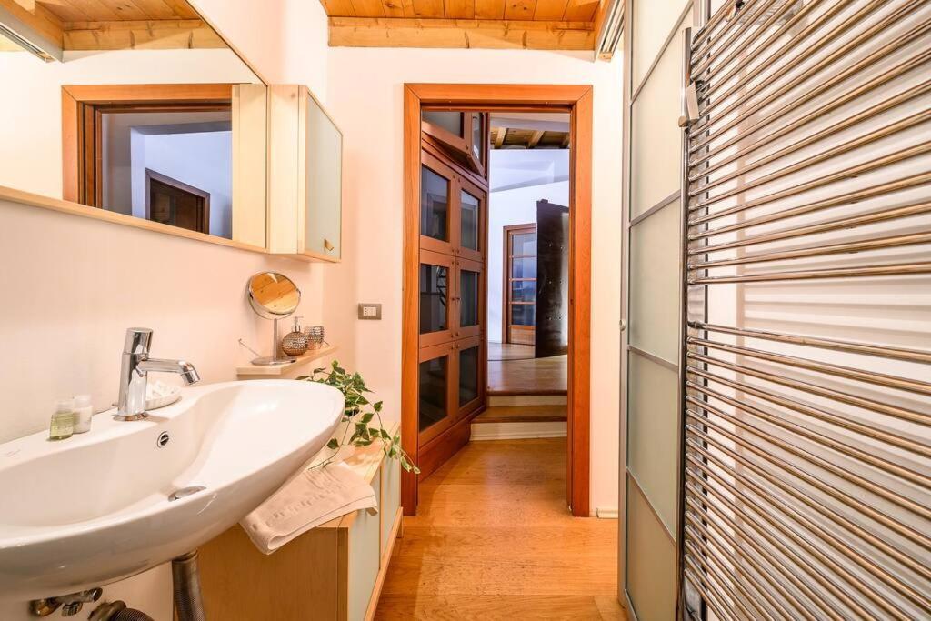 Ab Plus - Via Del Carro 11 Appartement Bologna Buitenkant foto