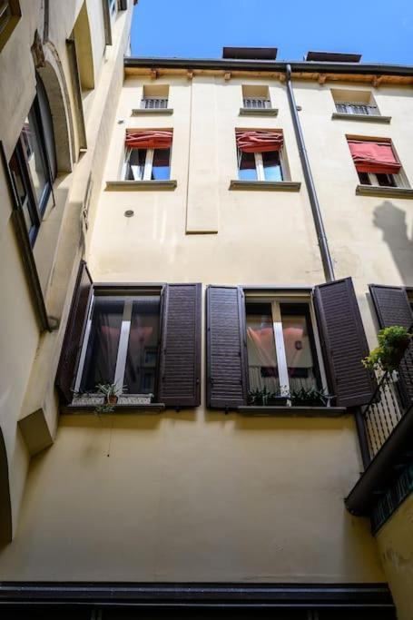 Ab Plus - Via Del Carro 11 Appartement Bologna Buitenkant foto
